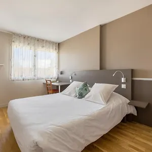 Newport Hotel Villefranche-sur-Saône