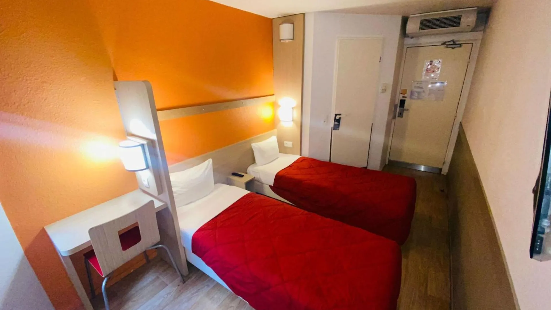 Hotel Premiere Classe Roissy CDG - Paris Nord 2 - Parc des Expositions