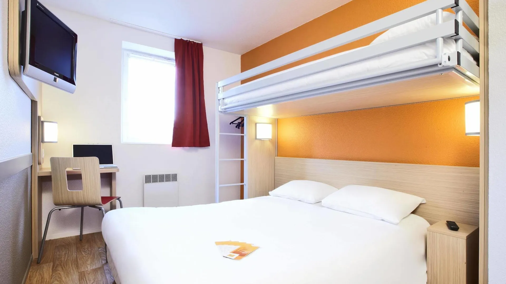 Hotel Premiere Classe Roissy CDG - Paris Nord 2 - Parc des Expositions 2*, Roissy-en-France